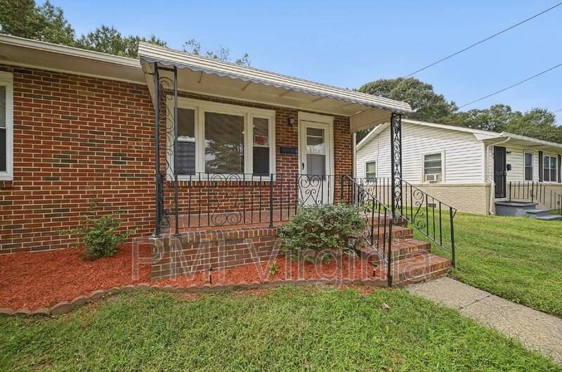 56 Radford St - Photo 5 of 26
