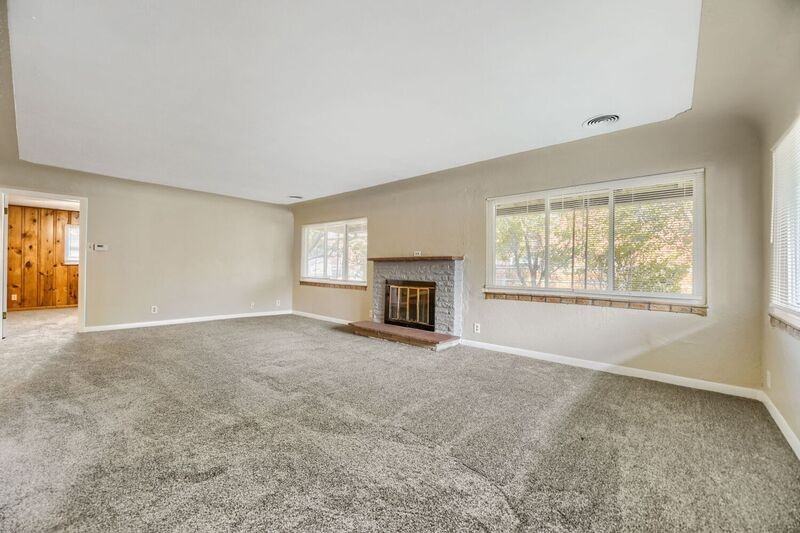 5410 E Asbury Ave - Photo 3 of 15