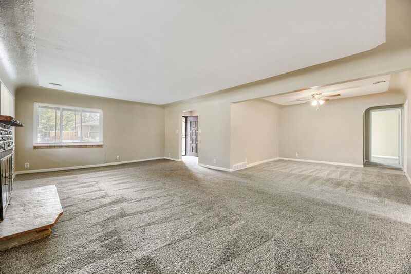 5410 E Asbury Ave - Photo 4 of 15