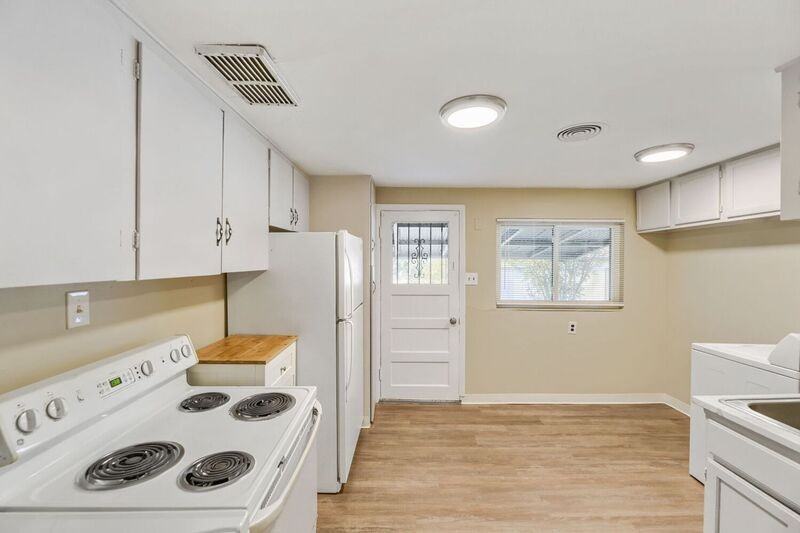 5410 E Asbury Ave - Photo 7 of 15