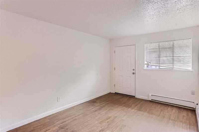 3544 N High St - Photo 4 of 10
