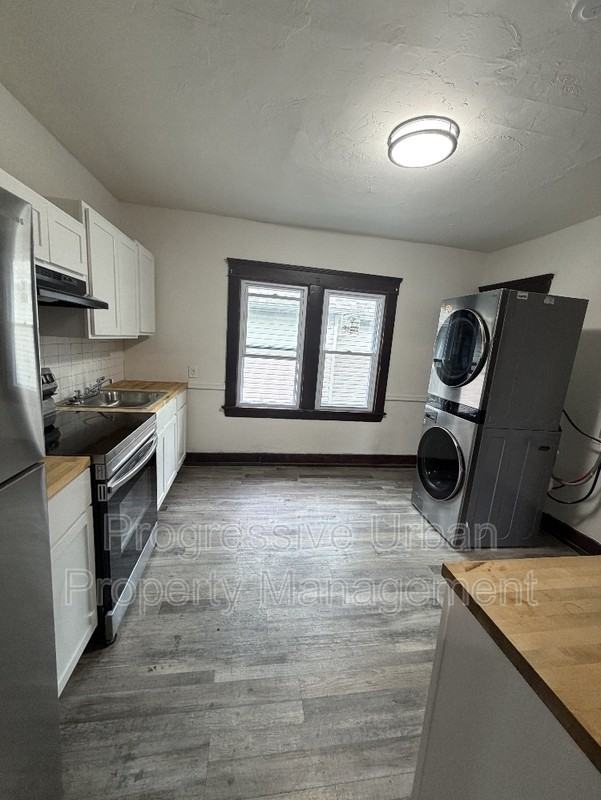 3802 Poe Ave - Photo 2 of 30