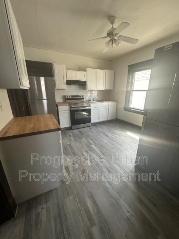 3802 Poe Ave - Photo 4 of 30