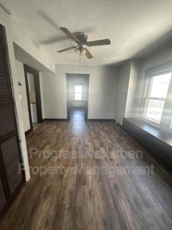 3802 Poe Ave - Photo 6 of 30