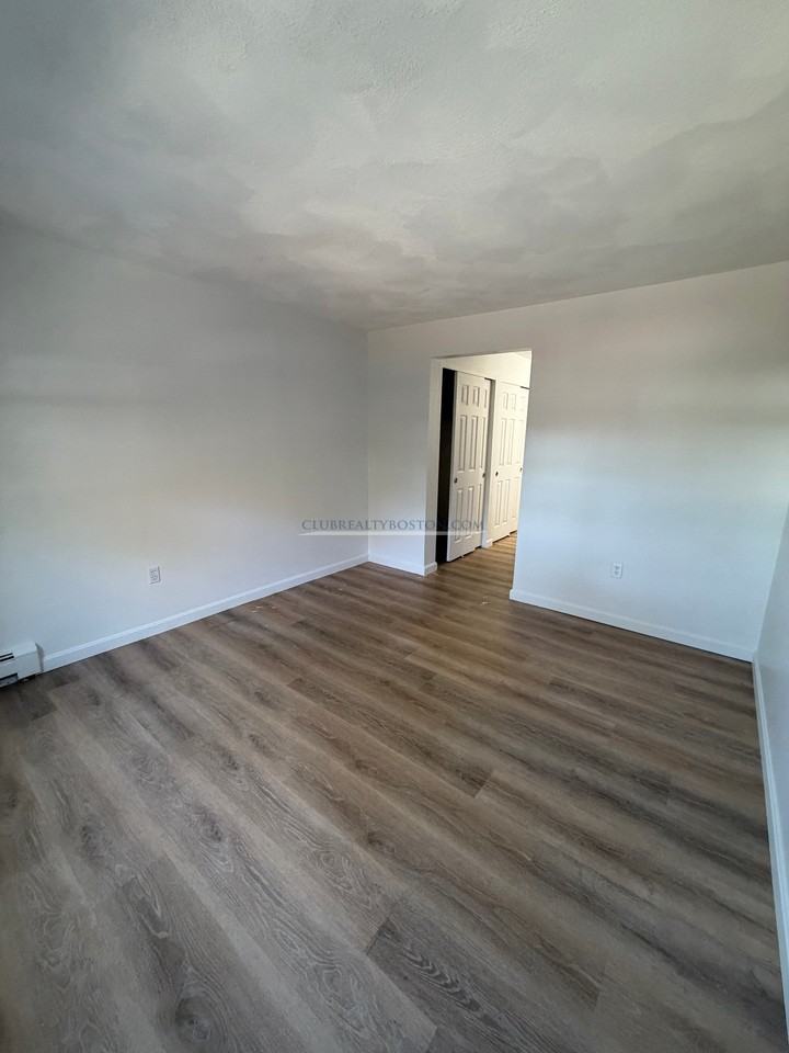55 Farwell St #12 - Photo 2 of 24
