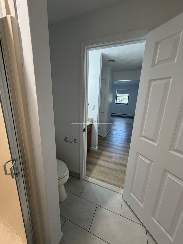 55 Farwell St #12 - Photo 7 of 24