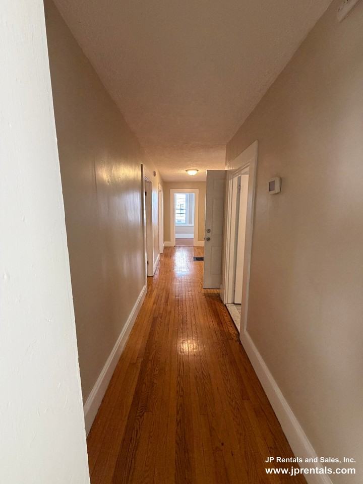 16 Bynner St #2 - Photo 6 of 15