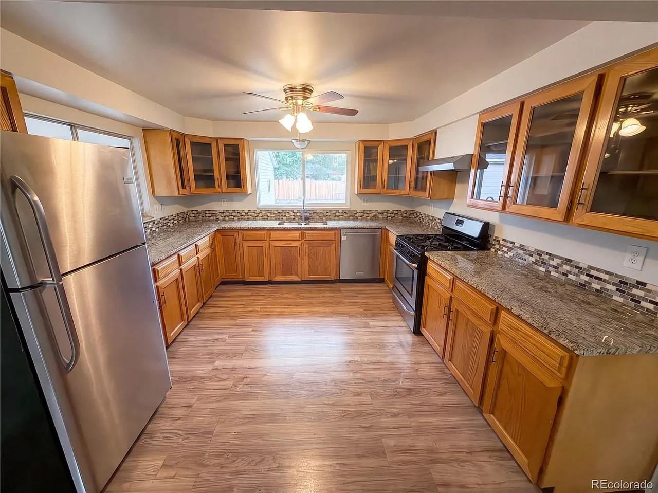 790 Hanover Street - Photo 4 of 5