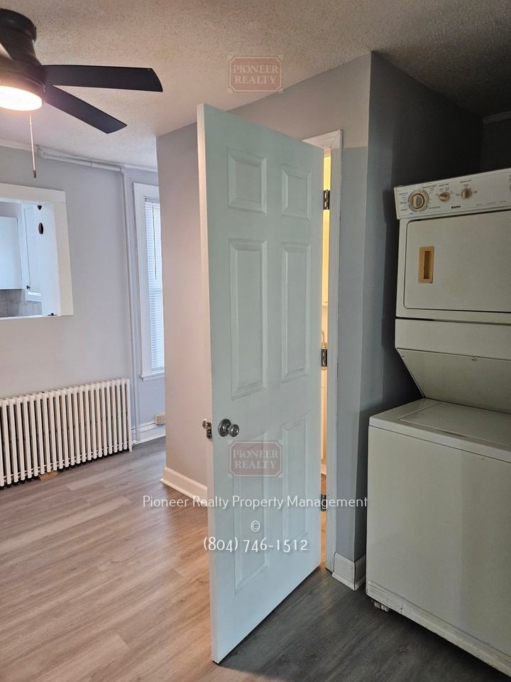 1207 South Meadow Street - Photo 6 of 33