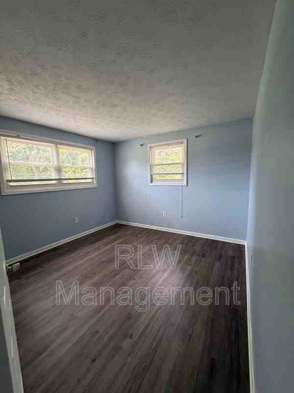 1927 Alice Dr - Photo 6 of 11