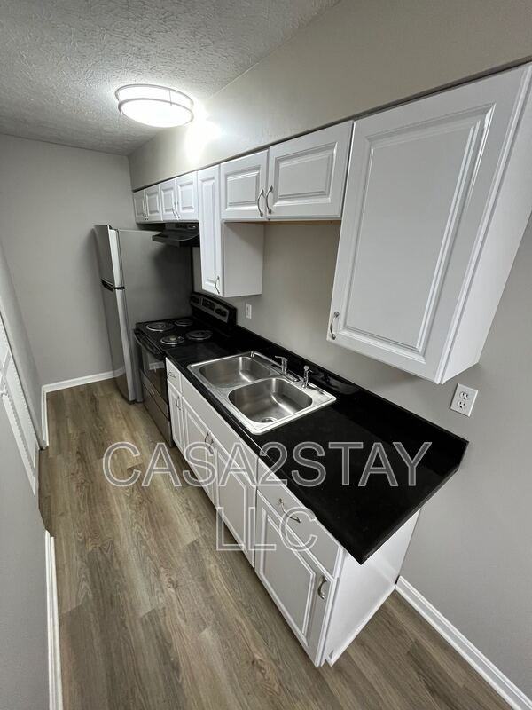 672 Knox Blvd #34 - Photo 3 of 6