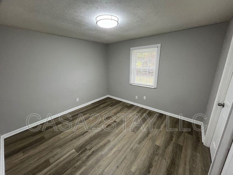 672 Knox Blvd #34 - Photo 4 of 6