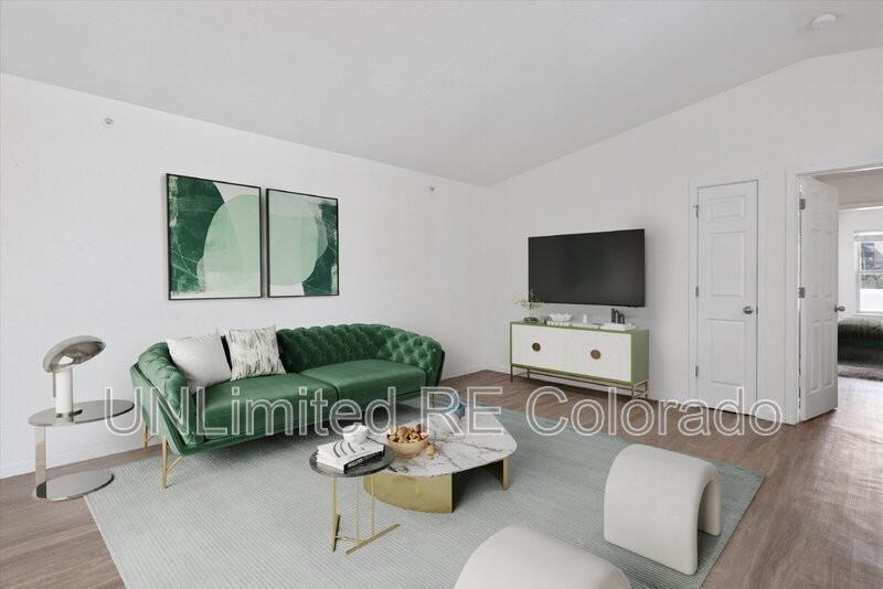 7 Cantril St #Q - Photo 3 of 10