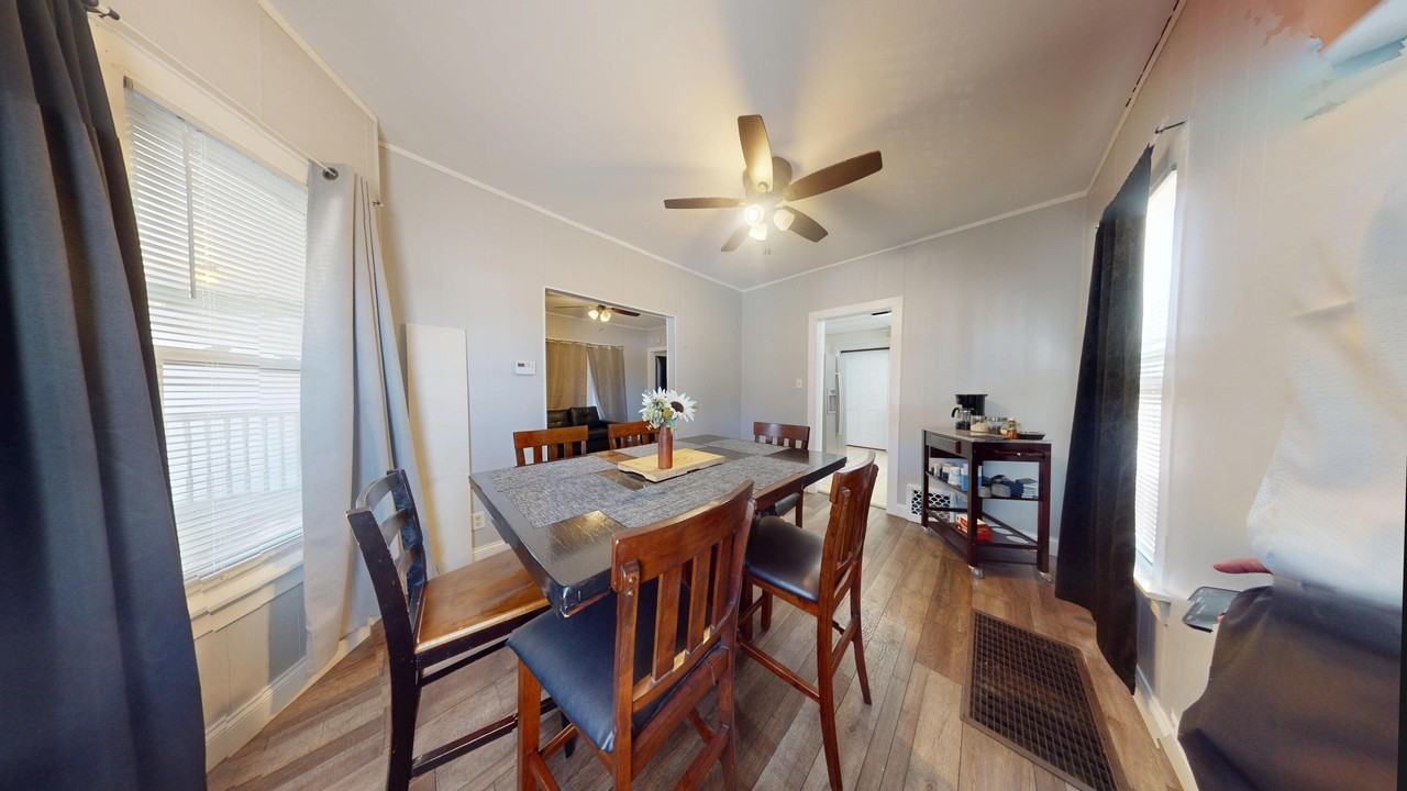 1015 W 148th St - Photo 3 of 25