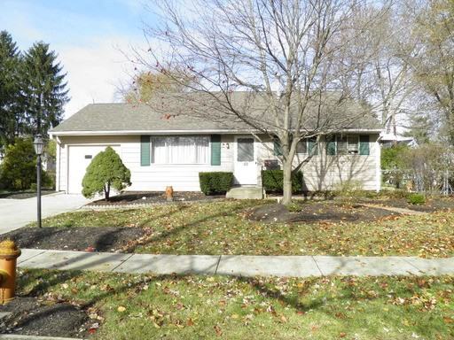 880 Faculty Dr - Photo 2 of 24