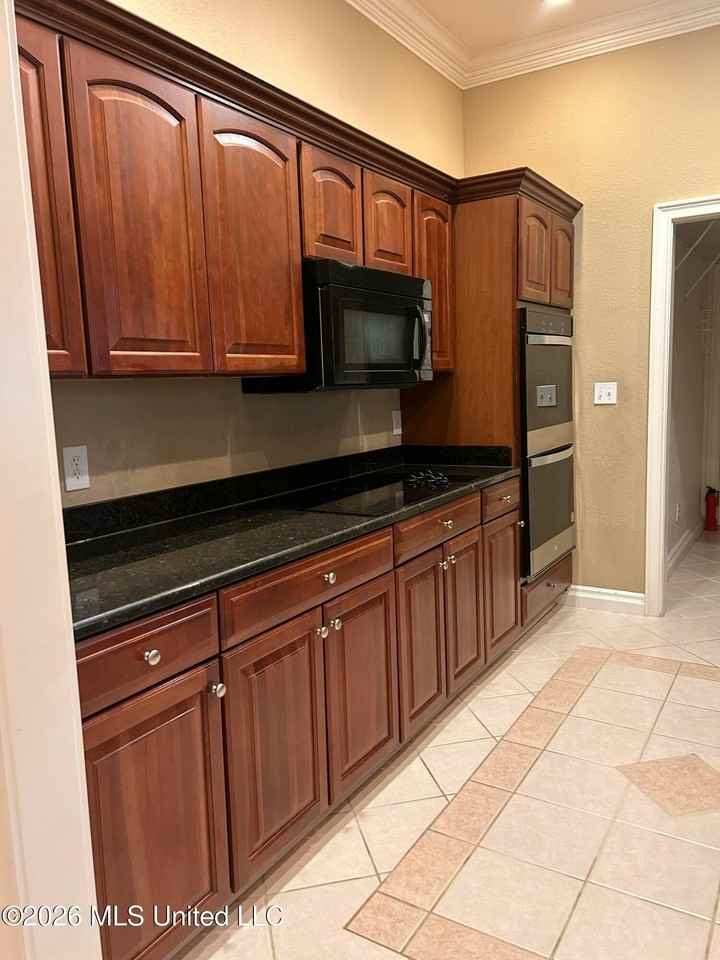8328 Kahala Dr - Photo 4 of 14