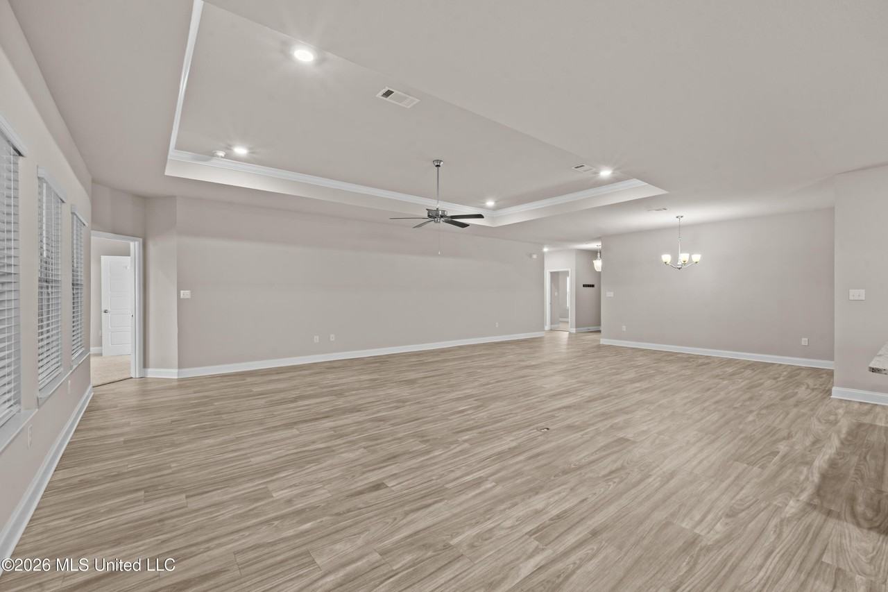 4016 Lighthouse Dr - Photo 3 of 20