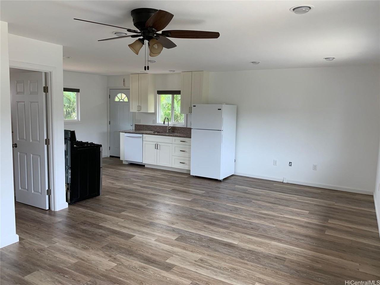 646A Akoakoa St #A - Photo 2 of 16