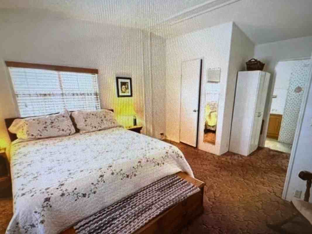 604 Pringle Ave - Photo 6 of 10