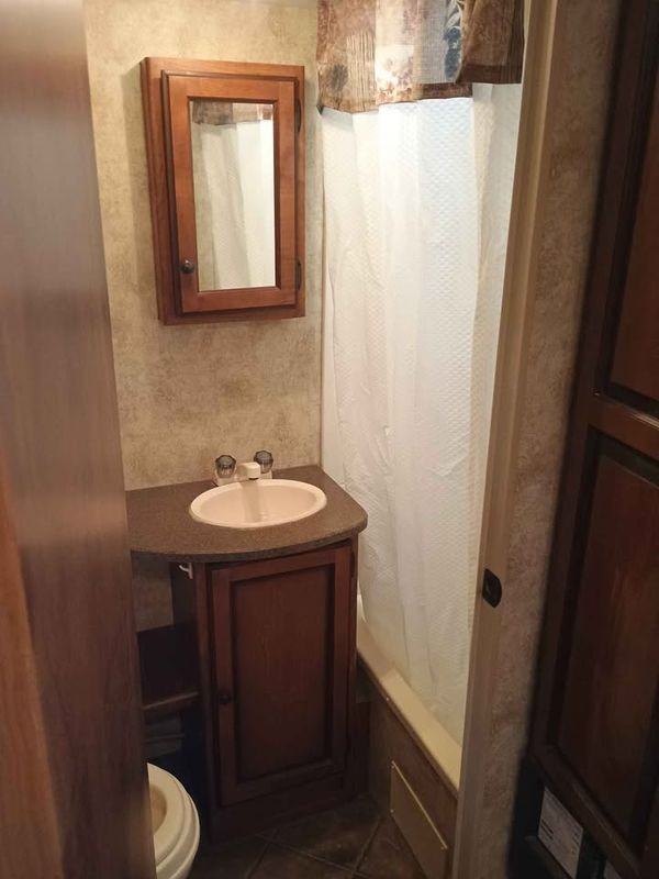 210 W Haloid Ave - Photo 6 of 19