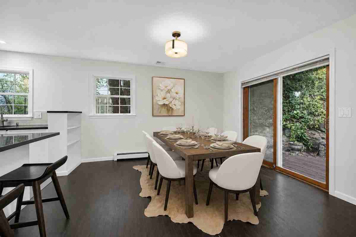 13 Cedar Pl - Photo 5 of 29