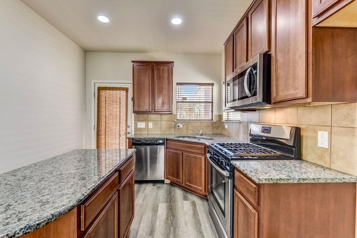 11400 W Parmer Ln ##87 - Photo 7 of 10