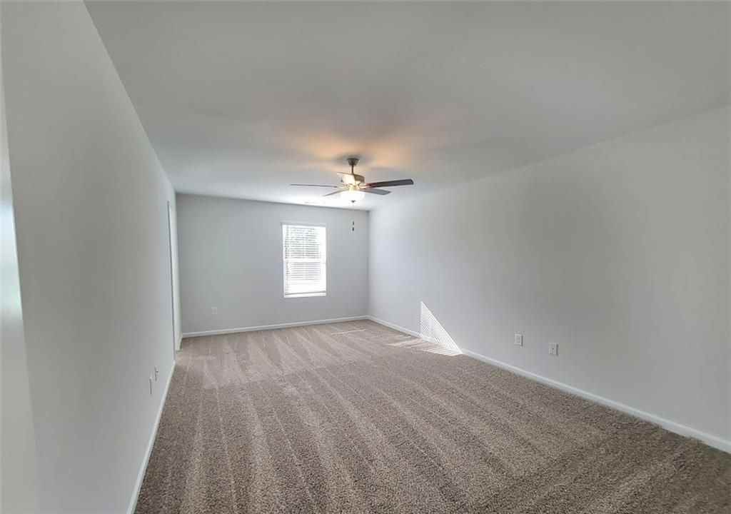 612 W Vincent Dr - Photo 6 of 9