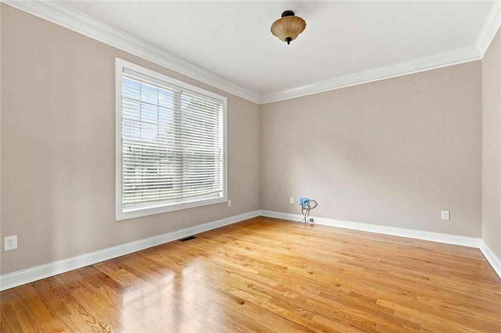 101 Norwood Dr - Photo 5 of 50