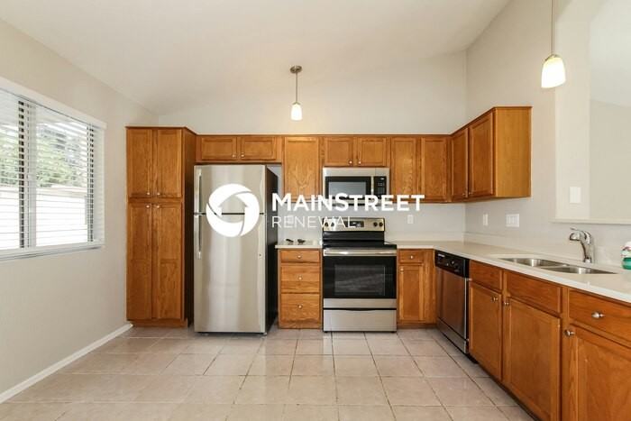 11422 W Puget Ave - Photo 7 of 16