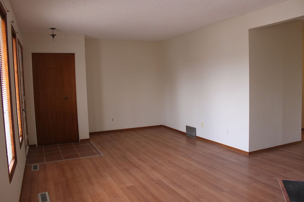16 Castlefall Grove Ne - Photo 4 of 22