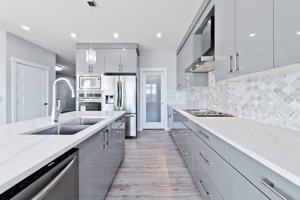 featured image of 613 Midtown Pl Sw