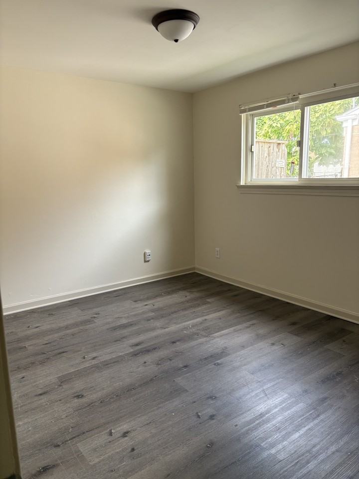 8115 Flamingo St #NA - Photo 4 of 6