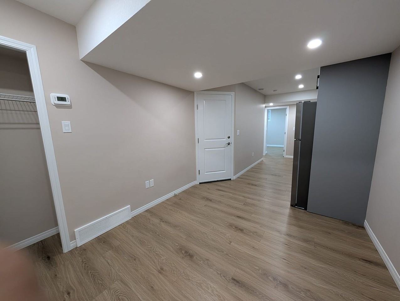 471 Auburn Bay Ave Se - Photo 7 of 12