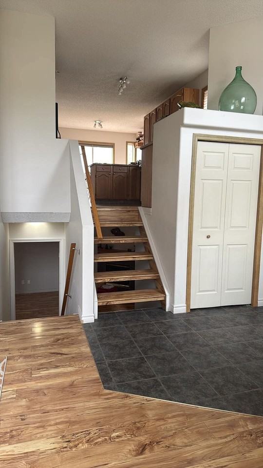 438 Country Hills Dr Nw - Photo 5 of 18