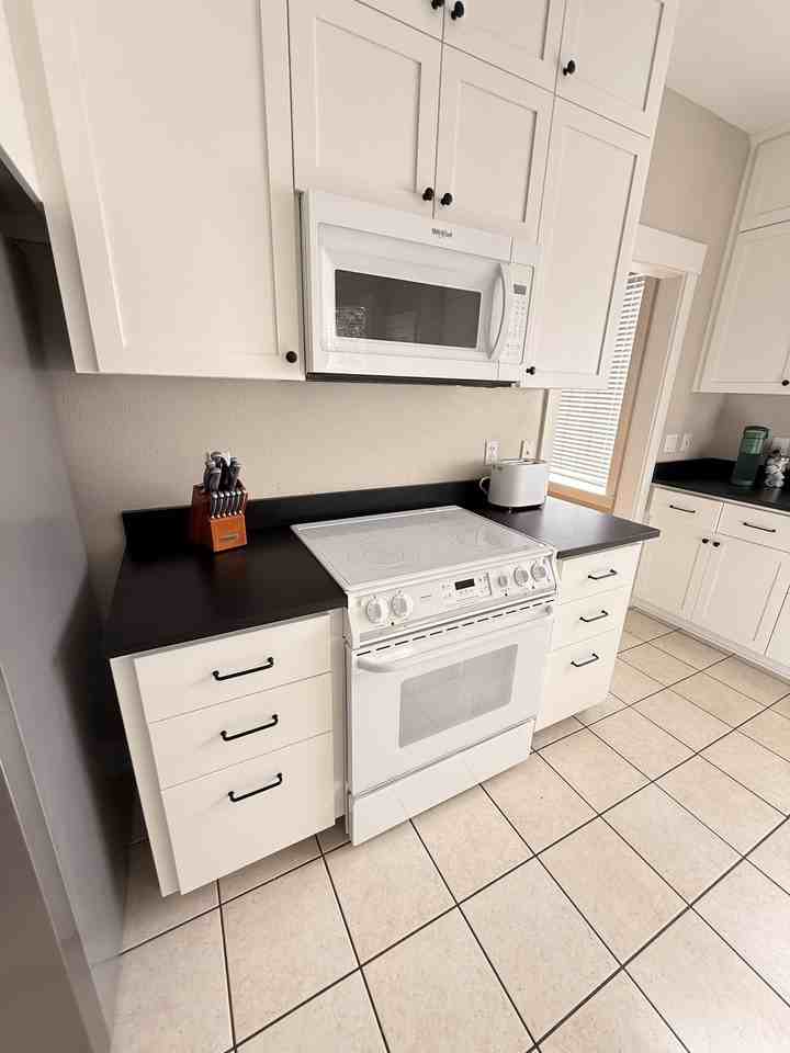 645 Mule Deer St Nw #NA - Photo 2 of 21