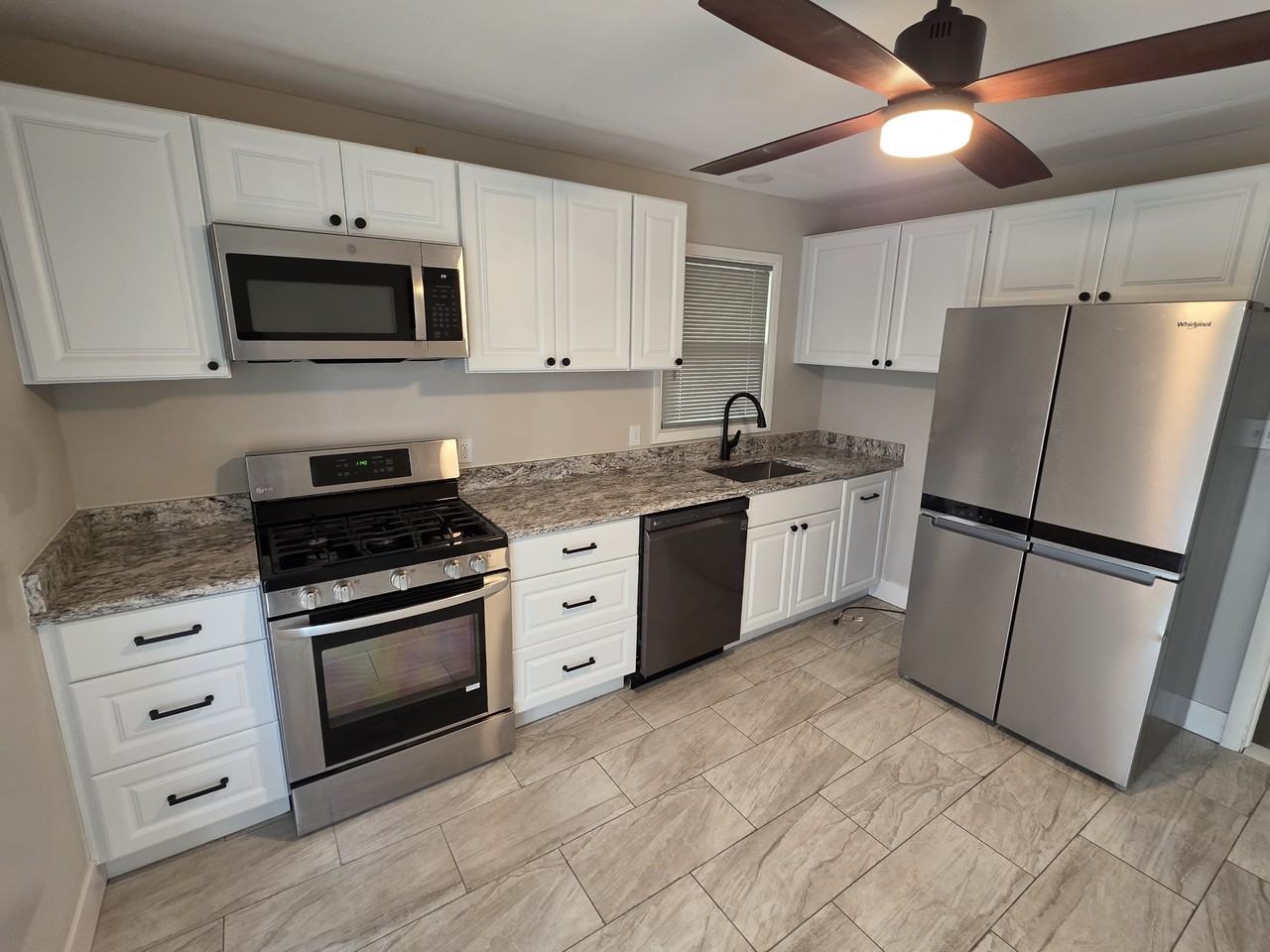 24101 Manistee St #NA - Photo 3 of 24