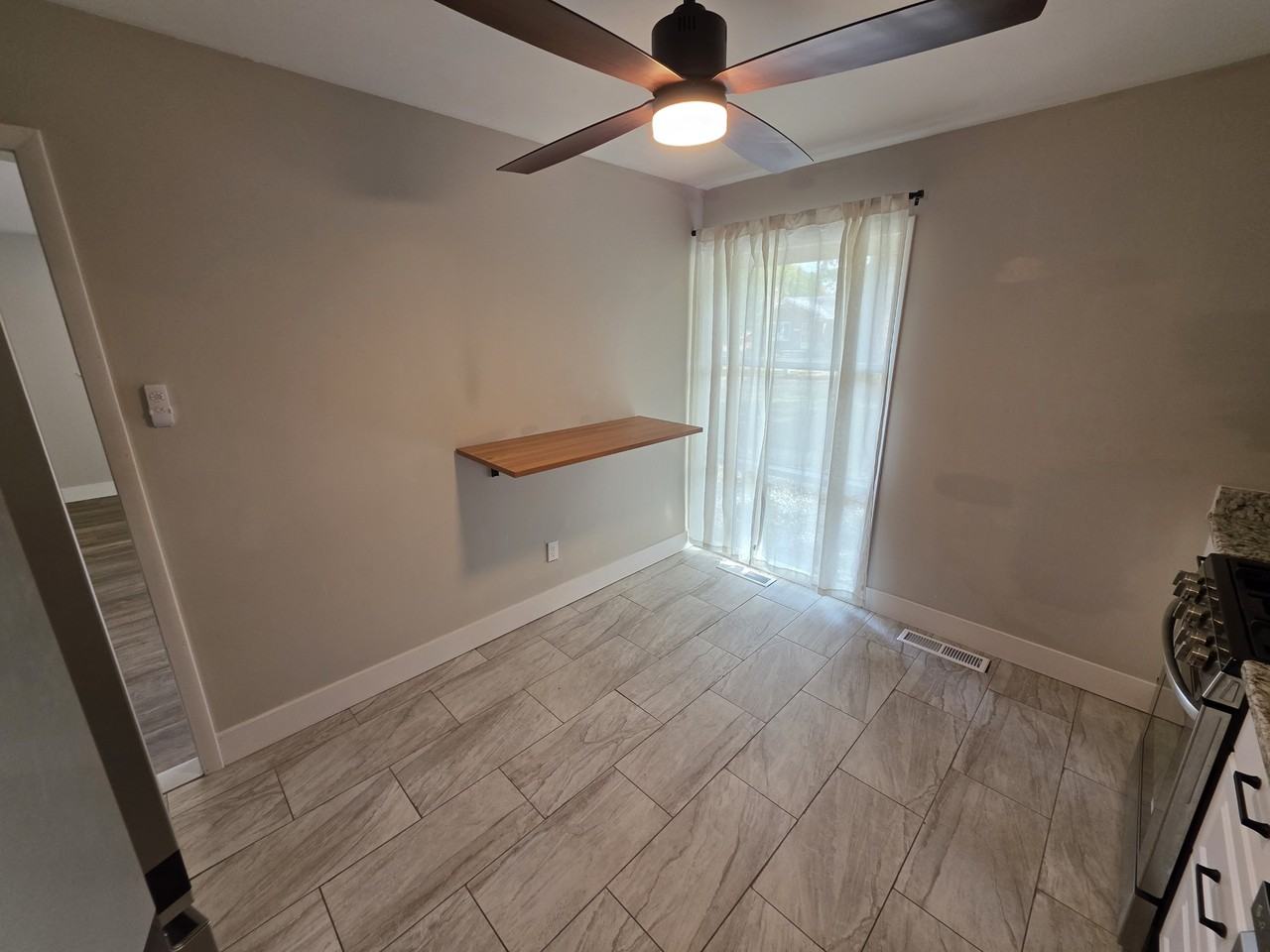 24101 Manistee St #NA - Photo 6 of 24