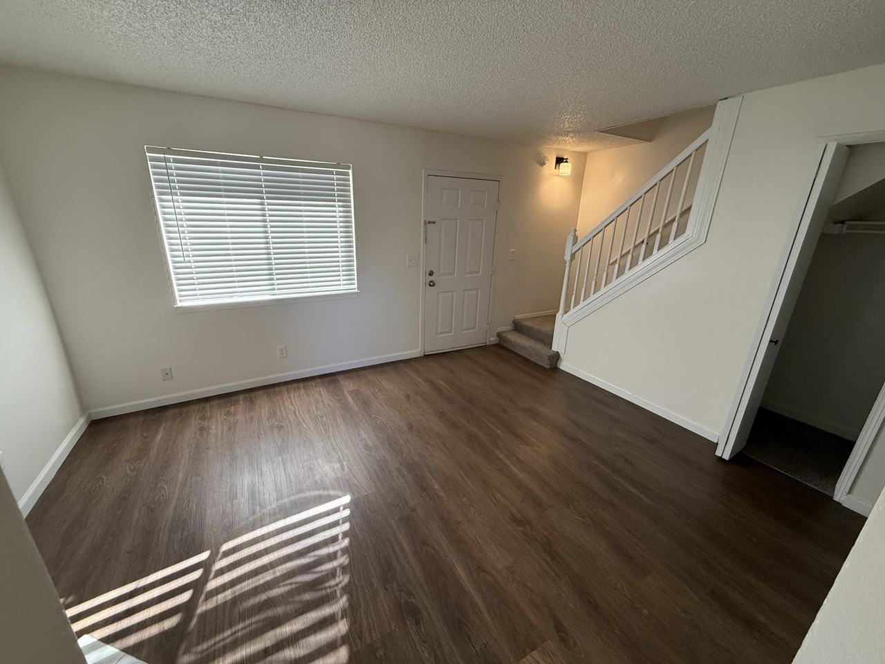 520 Winnie Way #528 - Photo 4 of 17