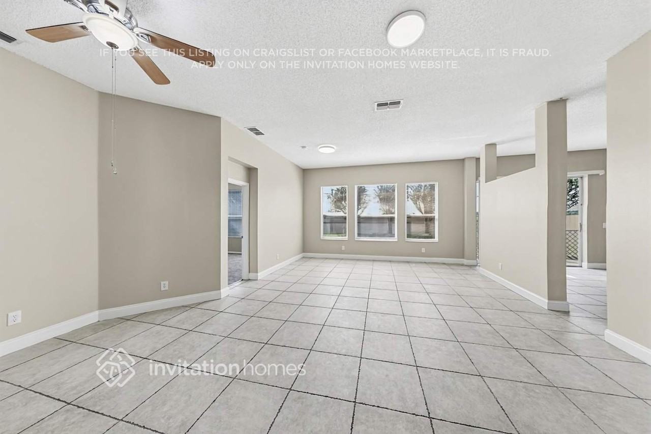 5120 52nd Ave W - Photo 4 of 19