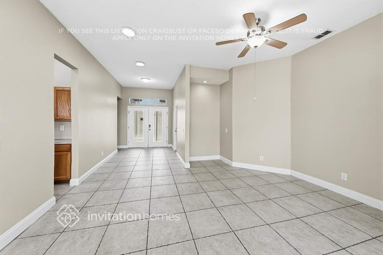 5120 52nd Ave W - Photo 5 of 19