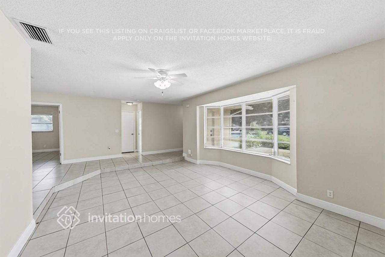 859 Camellia Dr - Photo 4 of 19