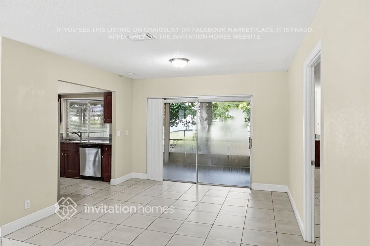 859 Camellia Dr - Photo 6 of 19