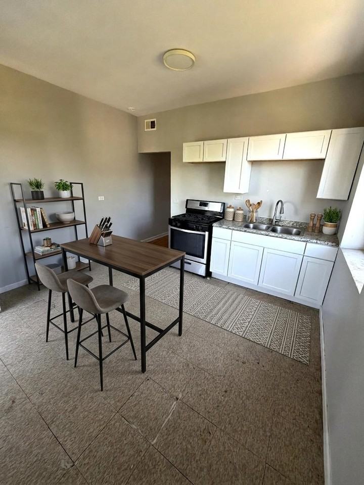 1250 South Karlov - Photo 4 of 10