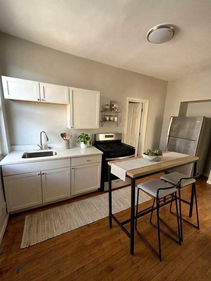 634 North Lamon - Photo 4 of 6