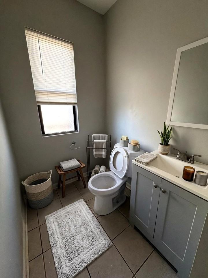 634 North Lamon - Photo 6 of 6
