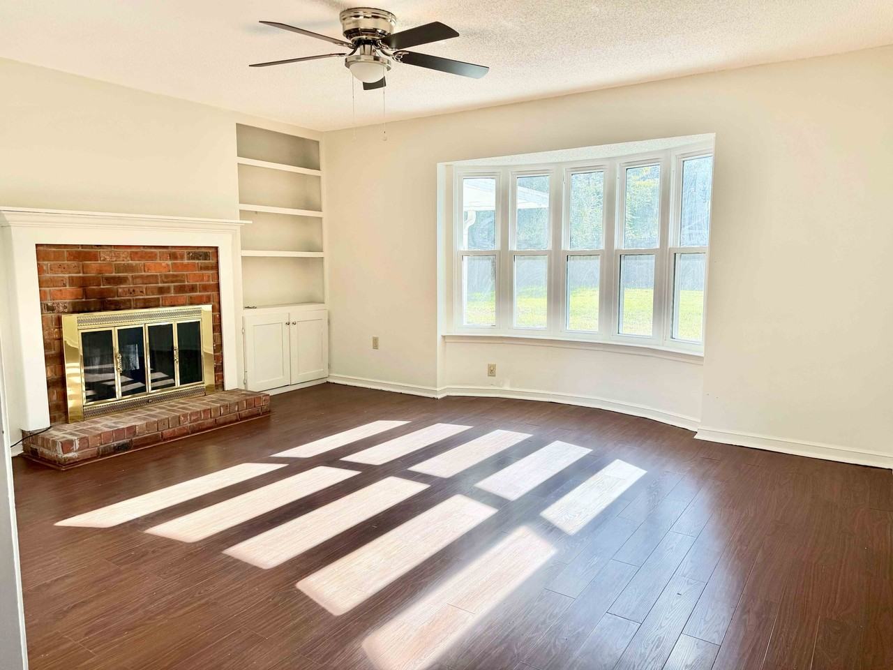 1834 Gamwich Rd #1 - Photo 3 of 13
