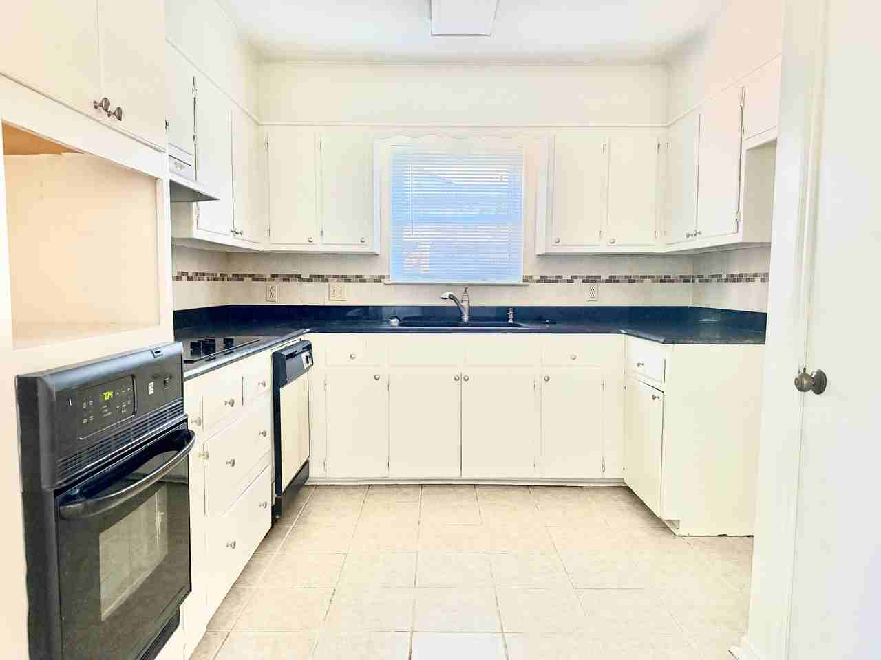 1834 Gamwich Rd #1 - Photo 5 of 13