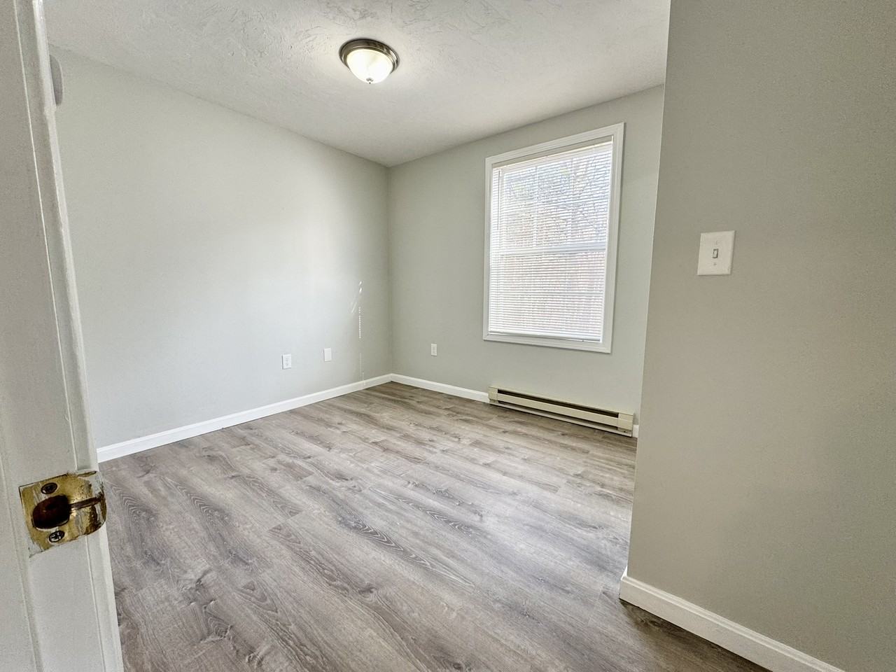576B Worcester St #3 - Photo 7 of 15