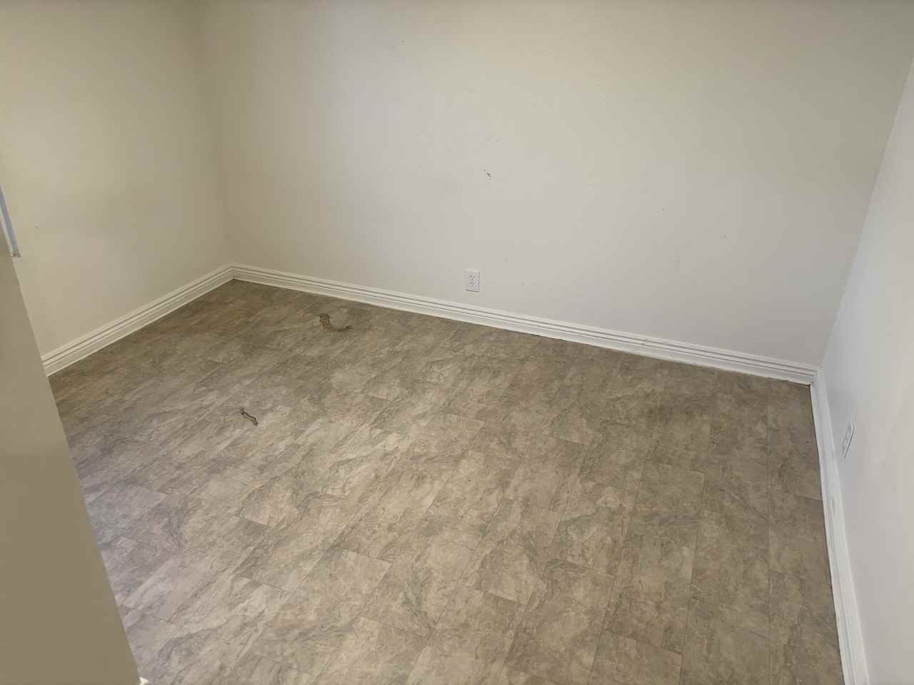 550 Turley Ave #1 - Photo 5 of 13