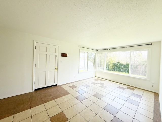 1738 Houston Ave #1738 - Photo 5 of 25